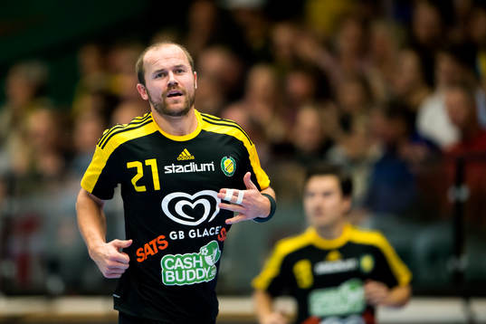 Sävehofs Tobias Albrechtson jublar