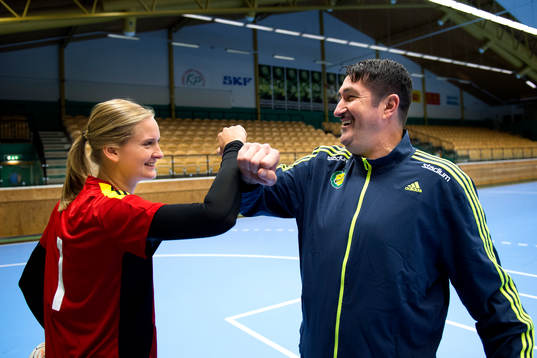 Sävehofs målvakt Johanna Bundsen och målvaktstränare