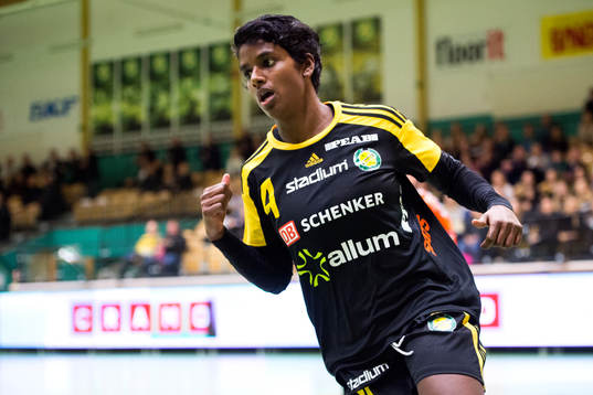 Sävehofs Loui Sand jublar