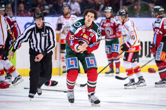 Frölundas Oliver Lauridsen får matchstraff