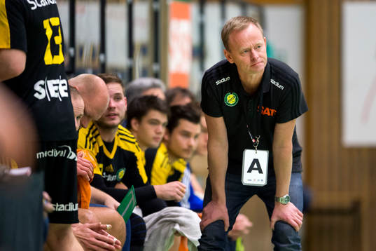 Sävehofs tränare Magnus Johansson deppar