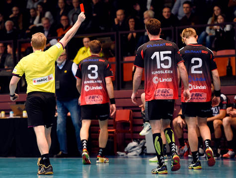 HK Malmös Fredrik Lindahl får rött kort
