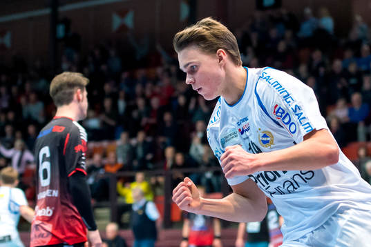 Redbergslids Emil Mellegård jublar