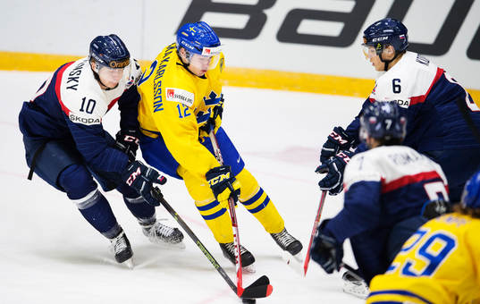 Slovakiens Dominik Briestensky och Patrik Koch utmanas av