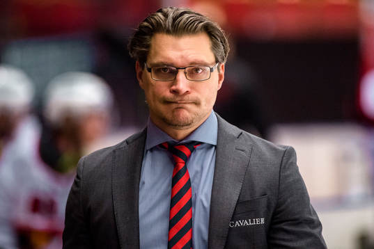 Malmö Redhawks tränare Björn Hellkvist deppar
