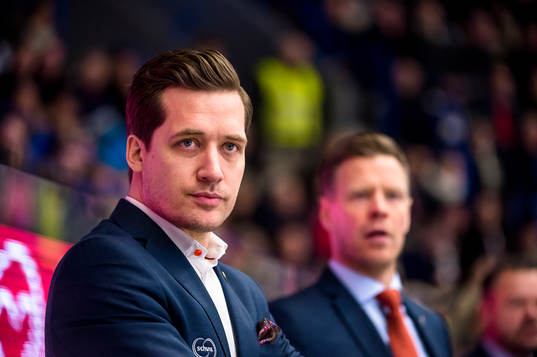 Växjös tränare Sam Hallam