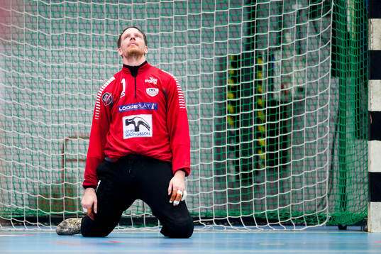 HK Malmös målvakt Dan Beutler deppar