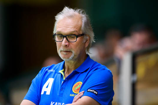 Karlskronas tränare Ulf Schefvert deppar