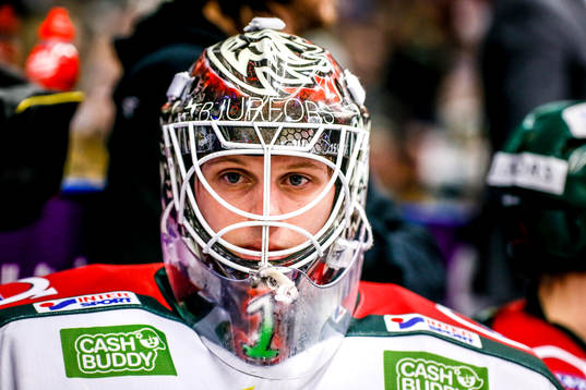 Frölundas målvakt Lars Johansson deppar