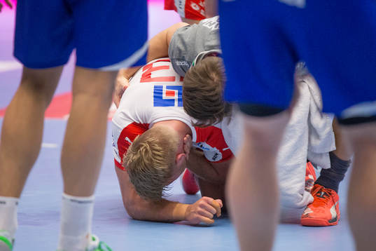 Drotts Anton Blickhammar har ont