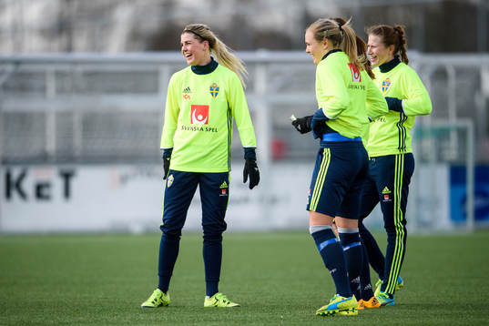 Sveriges Olivia Schough, Magdalena Ericsson och Emma