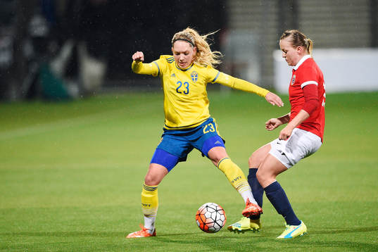 Sveriges Elin Rubensson och Norges Caroline Graham Hansen