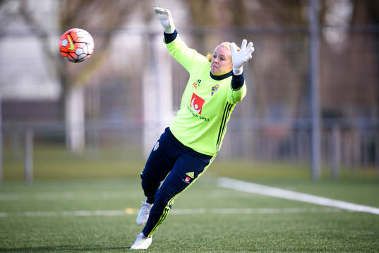 Sveriges målvakt Hilda Carlén