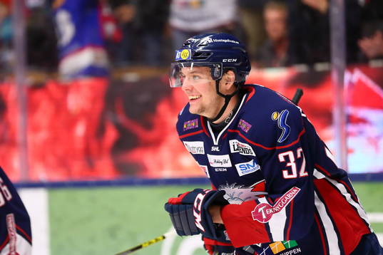 Linköpings Carl Dahlström jublar