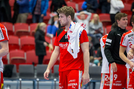 Drotts Albin Stenberg deppar