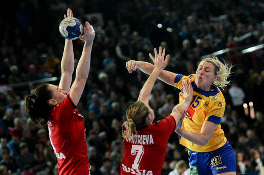 2810636 03/20/2016 Sweden's Johanna Ahlm, right