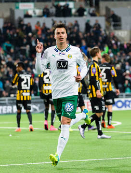 Hammarbys Melker Hallberg firar 2-2 kvitteringen