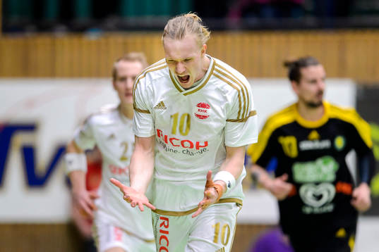 Ricohs Henrik Olsson jublar