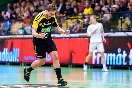 Sävehofs Eric Forsell-Schefvert jublar