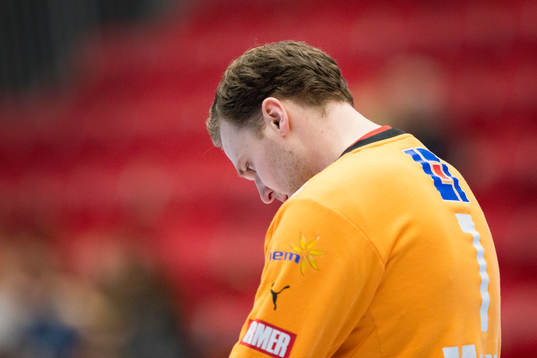 Drotts målvakt Renny Svennberg deppar