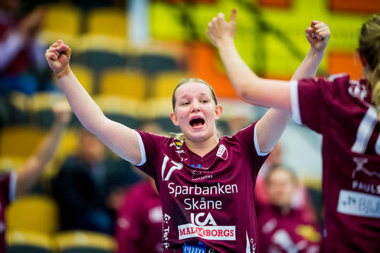 Lugis Sara Olofsson jublar