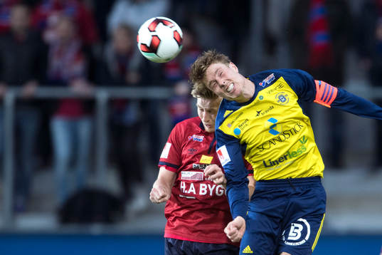 Örgrytes Sebastian Olsson i nickduell med Ängelholms