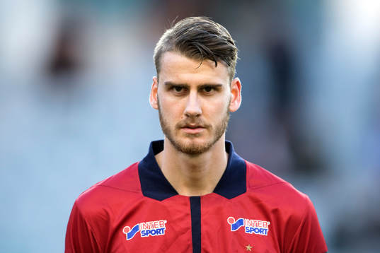 Örgrytes Johan Hammar vid lineup innan fotbollsmatchen i