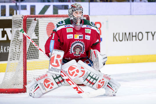 Frölundas målvakt Lars Johansson innan final 2 i