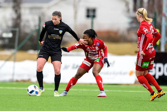 s Pauline Hammarlund