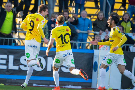 Falkenbergs Gustaf Nilsson och Alexander Jakobsen och Amin