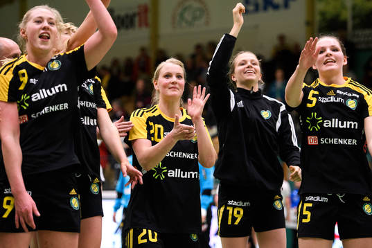 Sävehofs Ida Oden tackar publiken