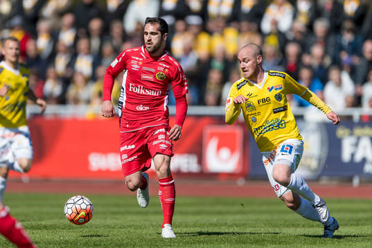 Elfsborgs Emir Bajrami och Falkenbergs Christoffer Carlsson
