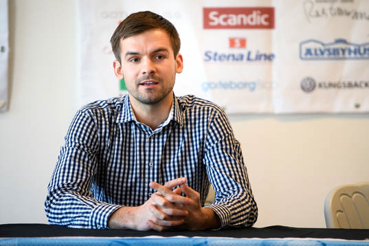 Simon Piechowski manager för Dunk Elite