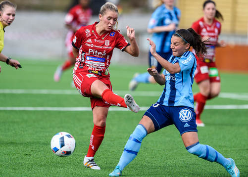 Piteås Ronja Aronsson och Djurgårdens Johanna Rytting
