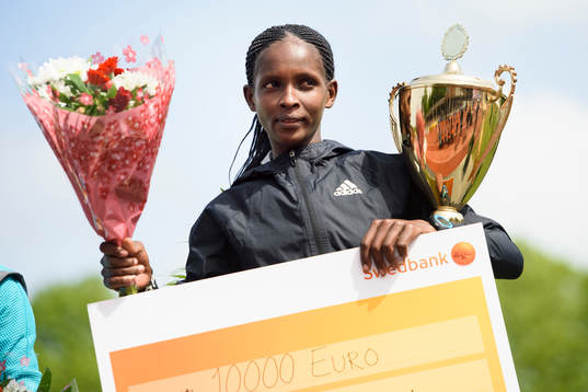 Viola Jepchumba, Kenya, på prispallen