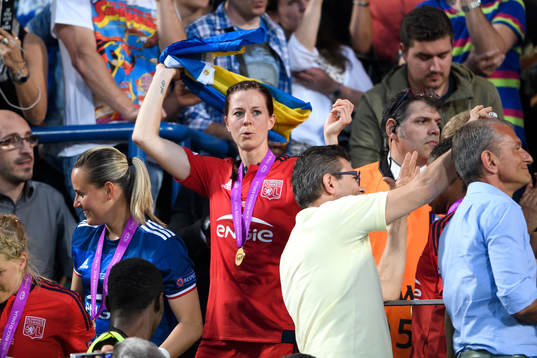 Lyons Lotta Schelin jublar