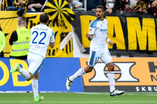 Djurgårdens Mathias Ranégie jublar