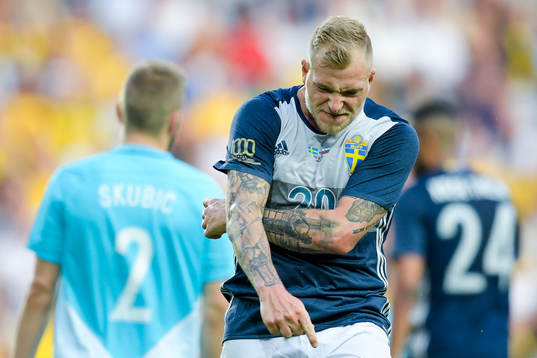 Sveriges John Guidetti reagerar
