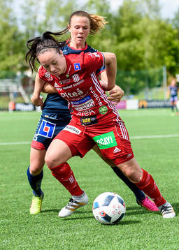 Linköpings Jessica Samuelsson och Piteås June Pedersen
