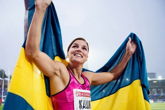 Susanna Kallur, Sverige jublar