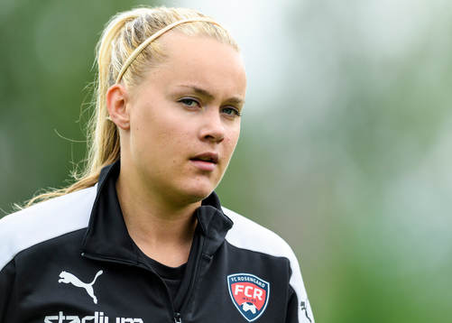 Rosengårds Iina Salmi på uppvärmningen
