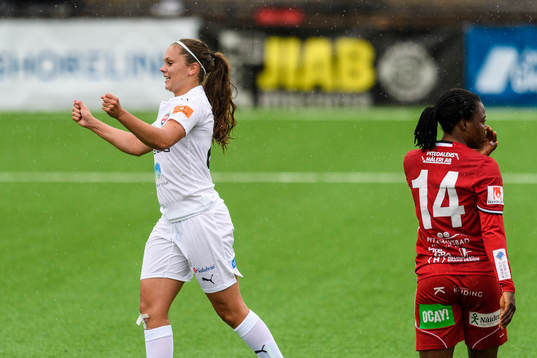 Rosengårds Ebba Wieder jublar