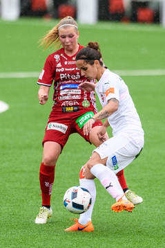 Piteås Ellen Löfqvist och Rosengårds Natasha Andonova