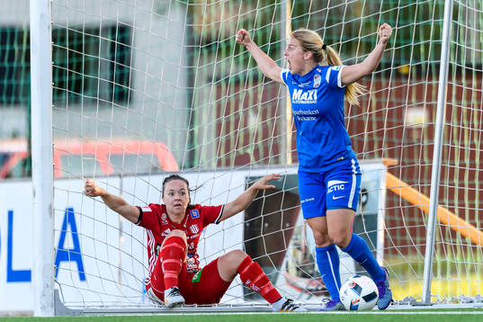 s Mimmi Larsson jublar