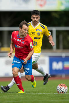Helsingborgs Anton Wede och Falkenbergs Zlatan Krizanovic