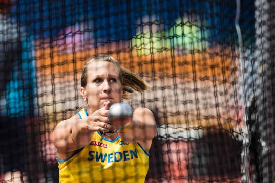 Sveriges Tracy Andersson i kvalet i damernas slägga