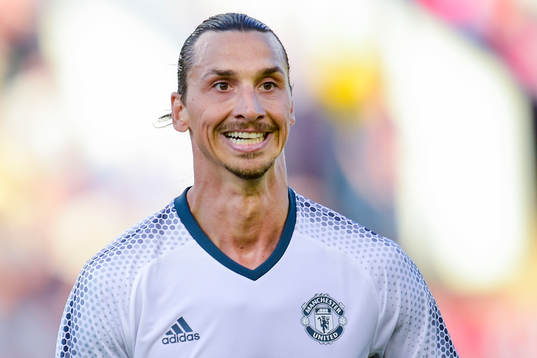 Manchester Uniteds Zlatan Ibrahimovic reagerar