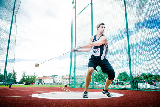 Simon Pettersson, Upsala IF kastar slägga