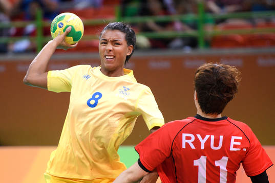 Sveriges Jamina Roberts i handbollsmatchen mellan Sydkorea