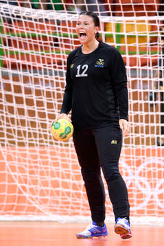 Sveriges målvakt Filippa Idehn i handbollsmatchen mellan